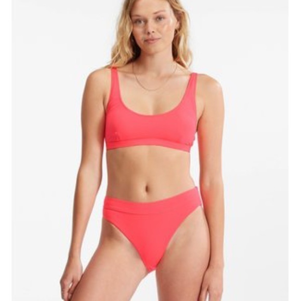 Billabong Sol Searcher Tank Bikini Top